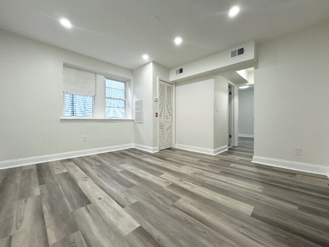 Photo - 21 Willoughby St Unit A4