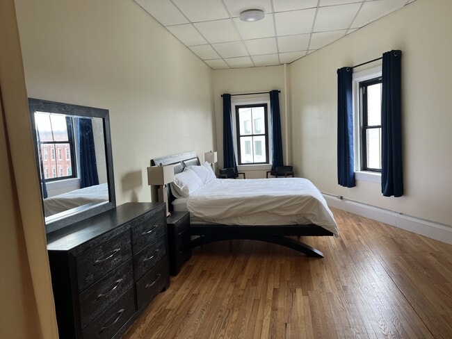 Photo - 24 Common St Unit Suite 306