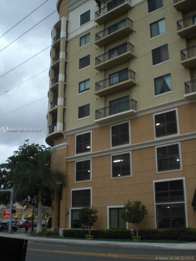 Photo - 3590 Coral Wy Unidad 902