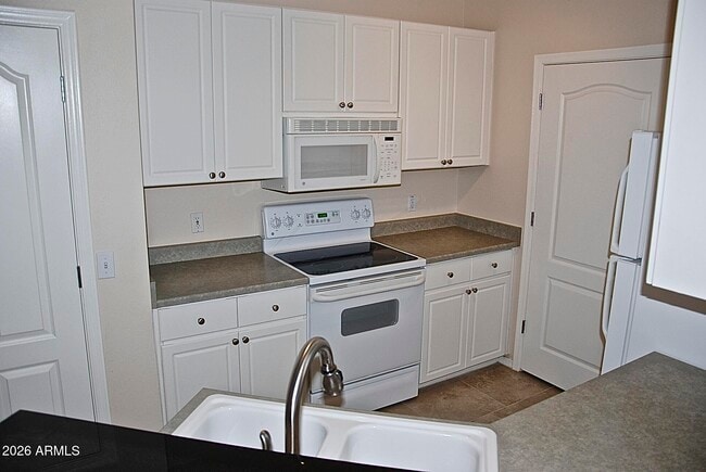 Photo - 1701 E Colter St Unit 286