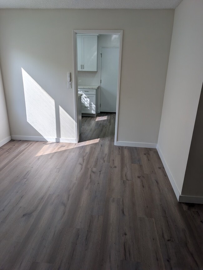 1043 Pacific St Unit 2