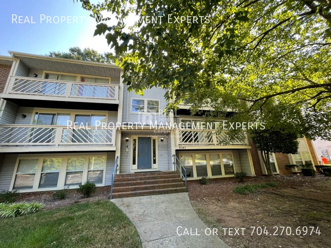 Photo - 9541 Shannon Green Dr Unidad Apt H