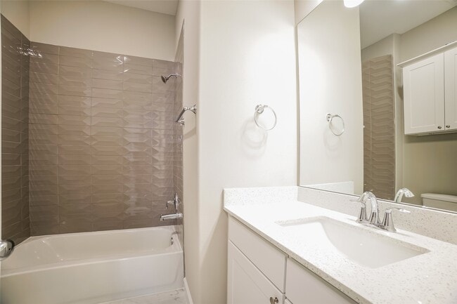 Photo - 5106 Royal Heath Dr