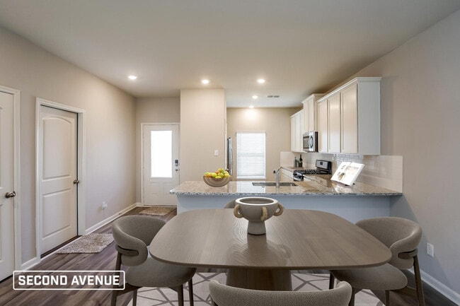 Photo - 2020 Meadow Dr Casa
