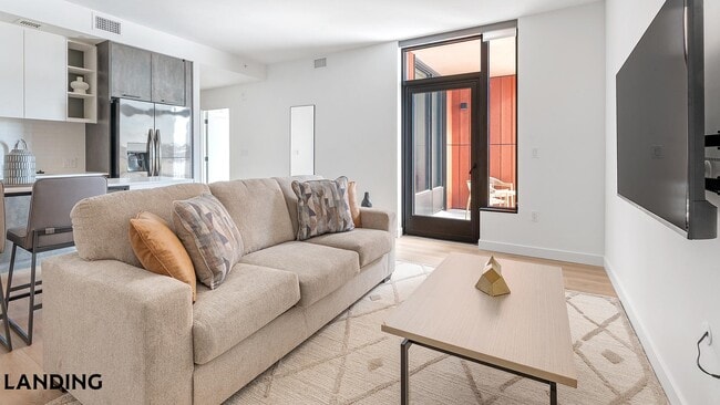 Building Photo - 632 Howard Rd SE