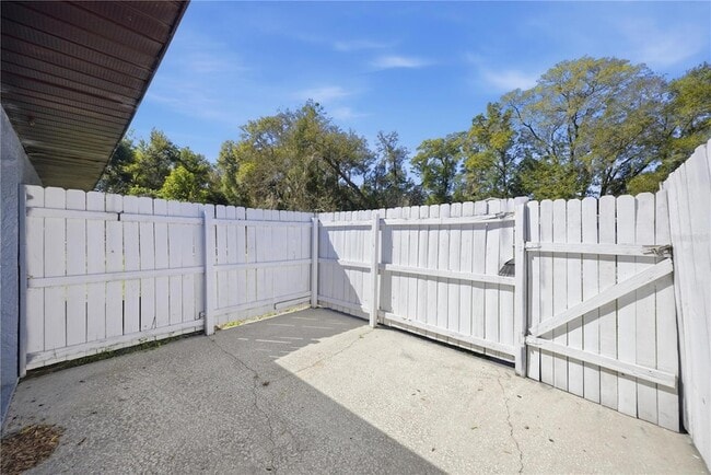 Photo - 1836 SW 109th Pl