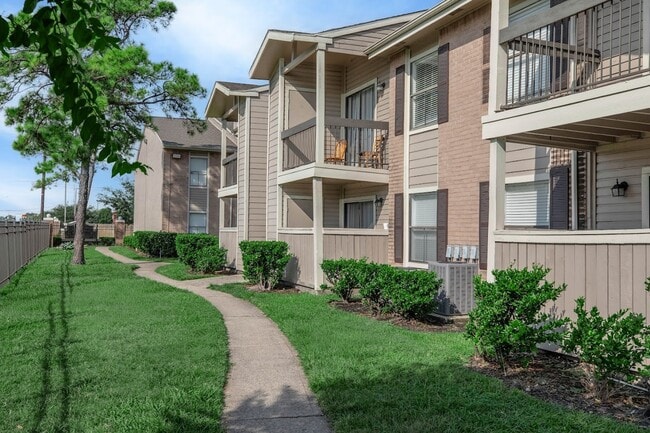 Photo - 12335 Antoine Dr Unidad 1518