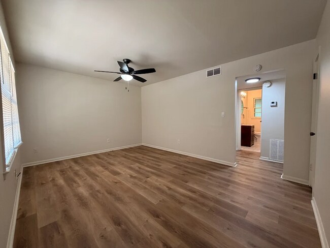 Photo - 1329 Watts Rd Unit 1329 Watts Rd - A