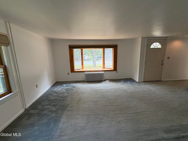 Photo - 160 Plant Rd