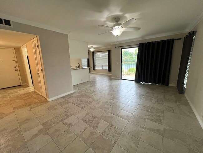 Photo - 1015 Lakeside Dr Unit Apt #4