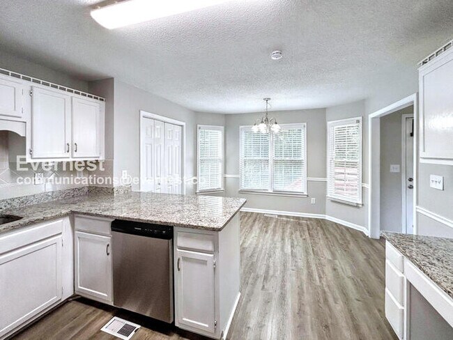 Photo - 368 Warrenton Dr