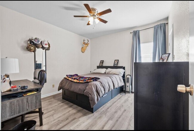 Photo - 4001 Nasa Pky Unidad 219