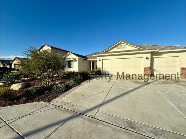 Building Photo - Stunning 3 Bed/3 Bath + Office River Ranch Home w/ RBP & $0 Deposit Option