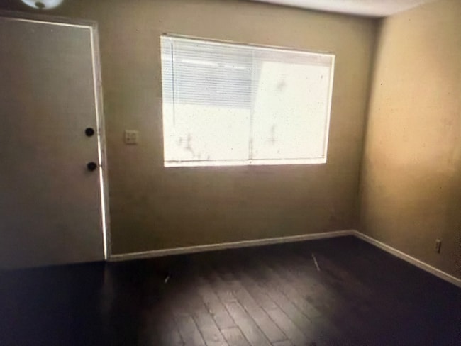 Photo - 1360 Orange Ave