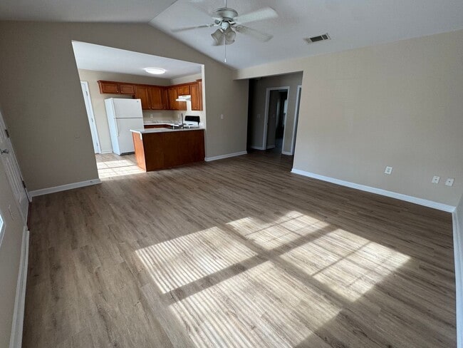 Photo - 17/19 Brookstone Drive Unit 17