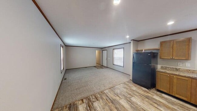 Photo - 120 Northwest Dr