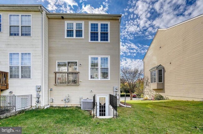 Photo - 3506 Connor Pl