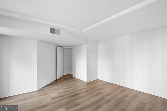 Photo - 1099 22nd St NW Unit 106