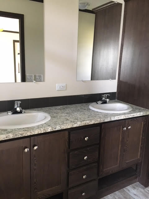 Photo - 61 Meadowlark Ln