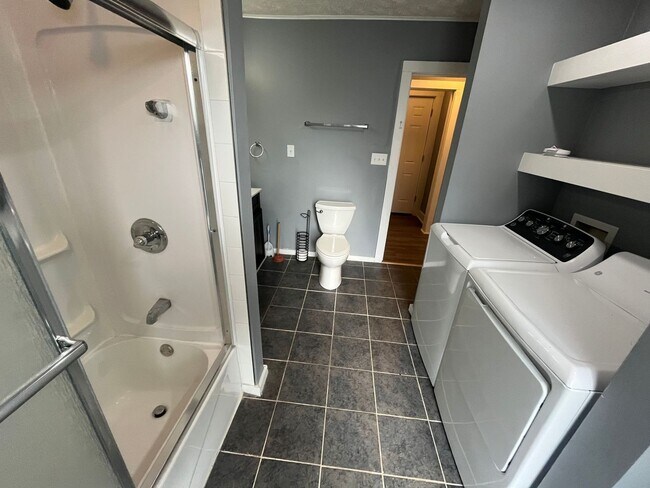 Photo - 1512 Main St Unit 1