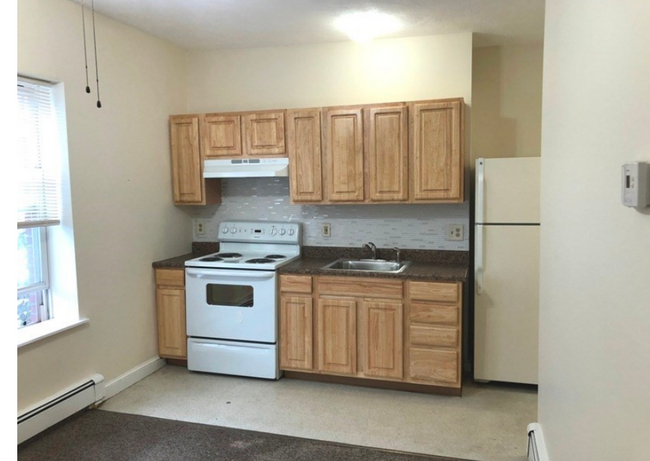 Building Photo - 118 Berkshire St Rental