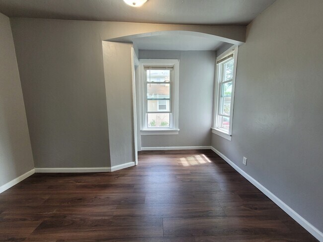 Photo - 1117 Dousman St