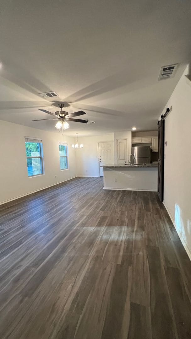 NICE 3 BEDROOM DUPLEX LOCATED IN BONHAM, T... Rental House Rental in