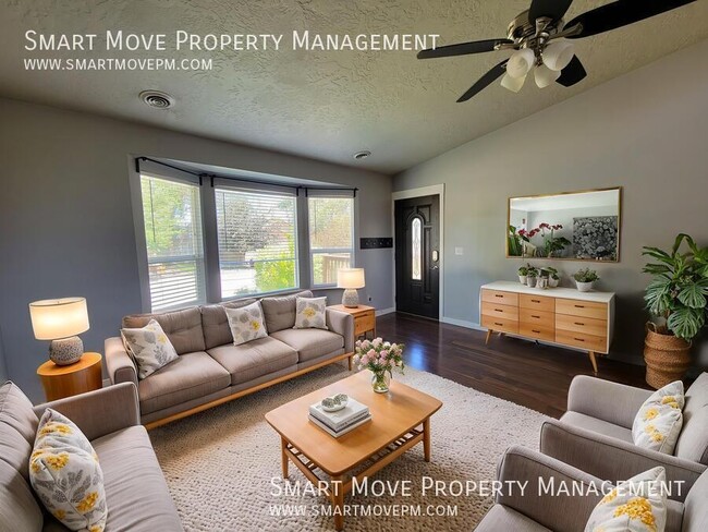 Photo - 2705 E Mendota Dr