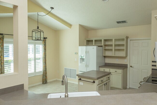 Photo - 1407 Whispering Woods Way