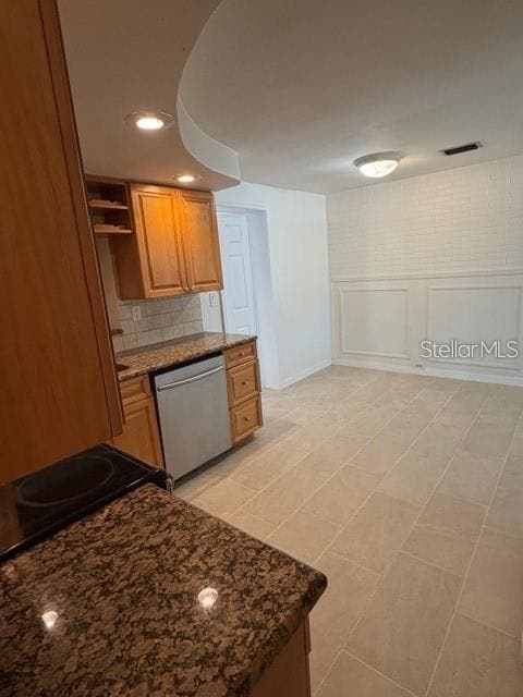 Photo - 4234 Ridgefield Ave