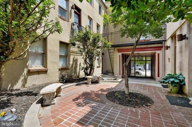 Building Photo - Gorgeous Seton Hill 1bd/1ba Condo w/ CAC, ...