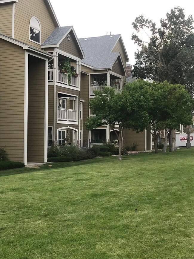 Photo - 6021 Castlegate Dr W Unit E26 and E27