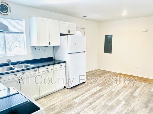 Photo - 284 W Windsor Terrace Unit 1