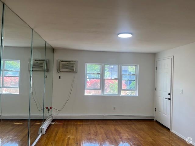 Building Photo - 13211-13211 11th Ave Rental