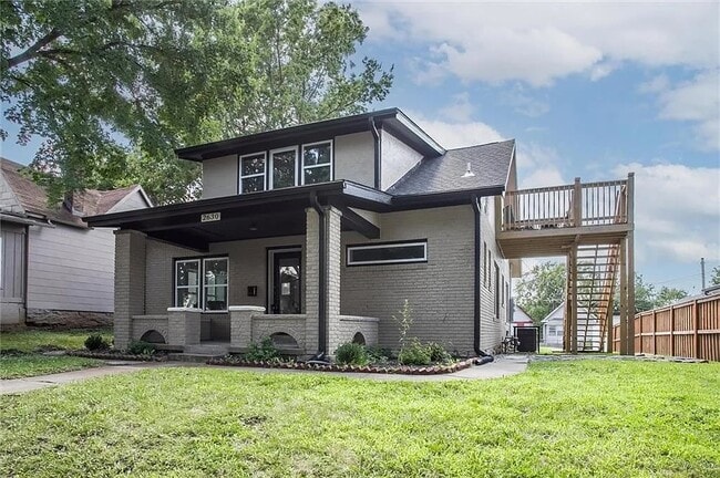 Building Photo - Madison Unit 2