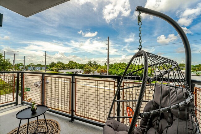 Photo - 2750 Griffin Rd Unit 309