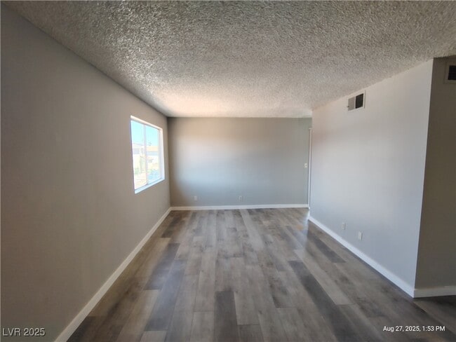 Photo - 3663 Kolendo Ct Unidad C