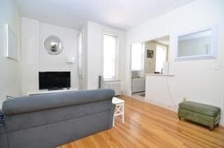 Photo - 8 Fayette St Unidad 4L