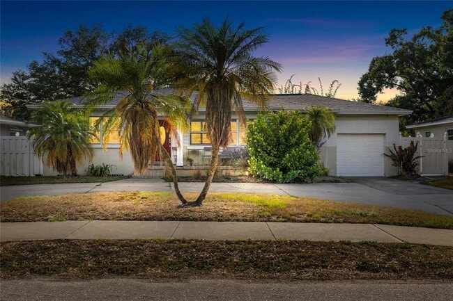 Photo - 304 N Matanzas Ave