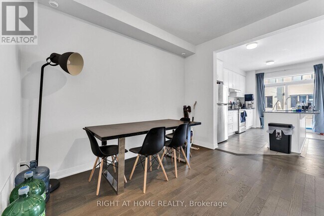 Photo - 67 Kindred Row