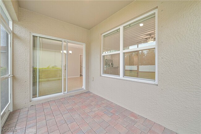 Photo - 3052 Royal Gardens Ave