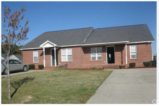 Building Photo - 4201 Cypress Dr NW Rental