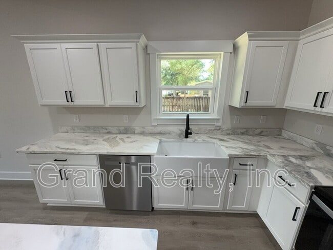 Photo - 5141 W Spencer Field Rd