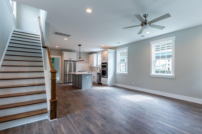 Photo - 22M Unit 22 Maple