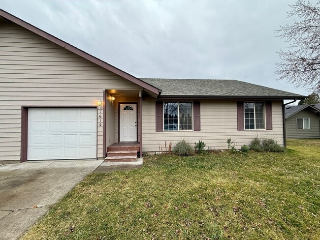 Building Photo - RD-LU-HOWARD01-Metolius Unit RD-LU-HOWARD01-Metolius1616