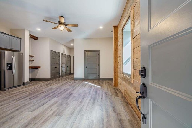 Photo - 34 Depot St Unit 11