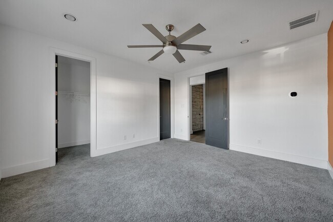 Photo - 9623 Towne Lake Pkwy