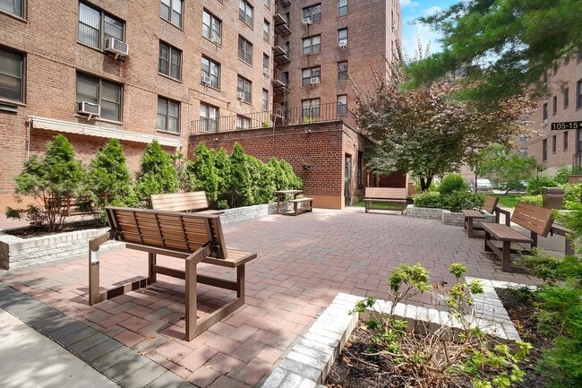 Building Photo - 10520 66th Ave