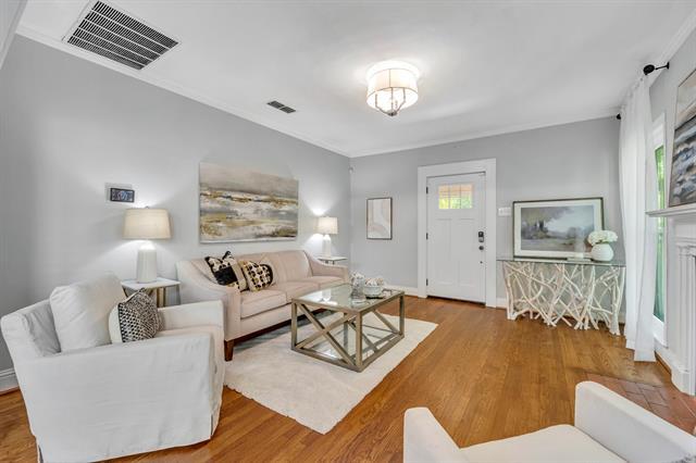 Photo - 6227 Lakeshore Dr