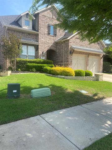 Photo - 851 Forest St